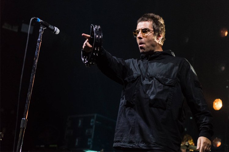 Tamborin Liam Gallagher Yang Digunakan Saat Merekam Lagu Wonderwall Laku Terjual