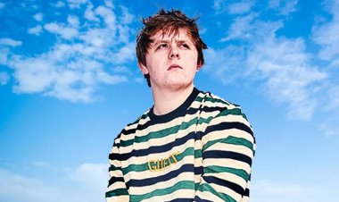 Saat Lewis Capaldi Mengungkapkan Sesuatu Before You Go